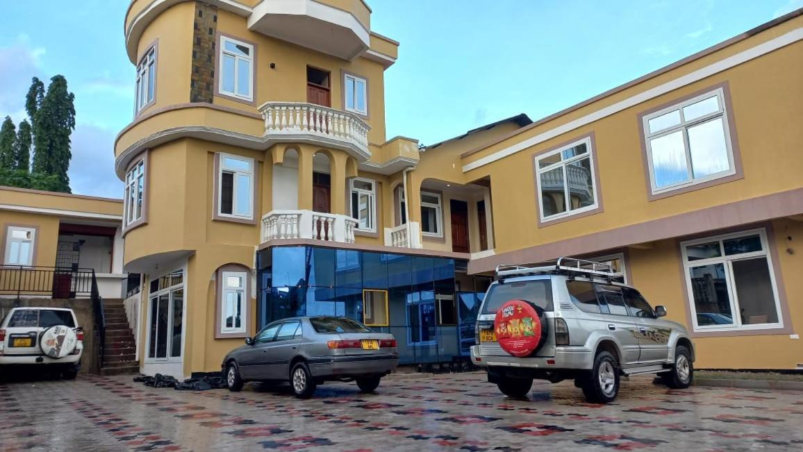 Moments Park Motel Darüsselam Dış mekan fotoğraf